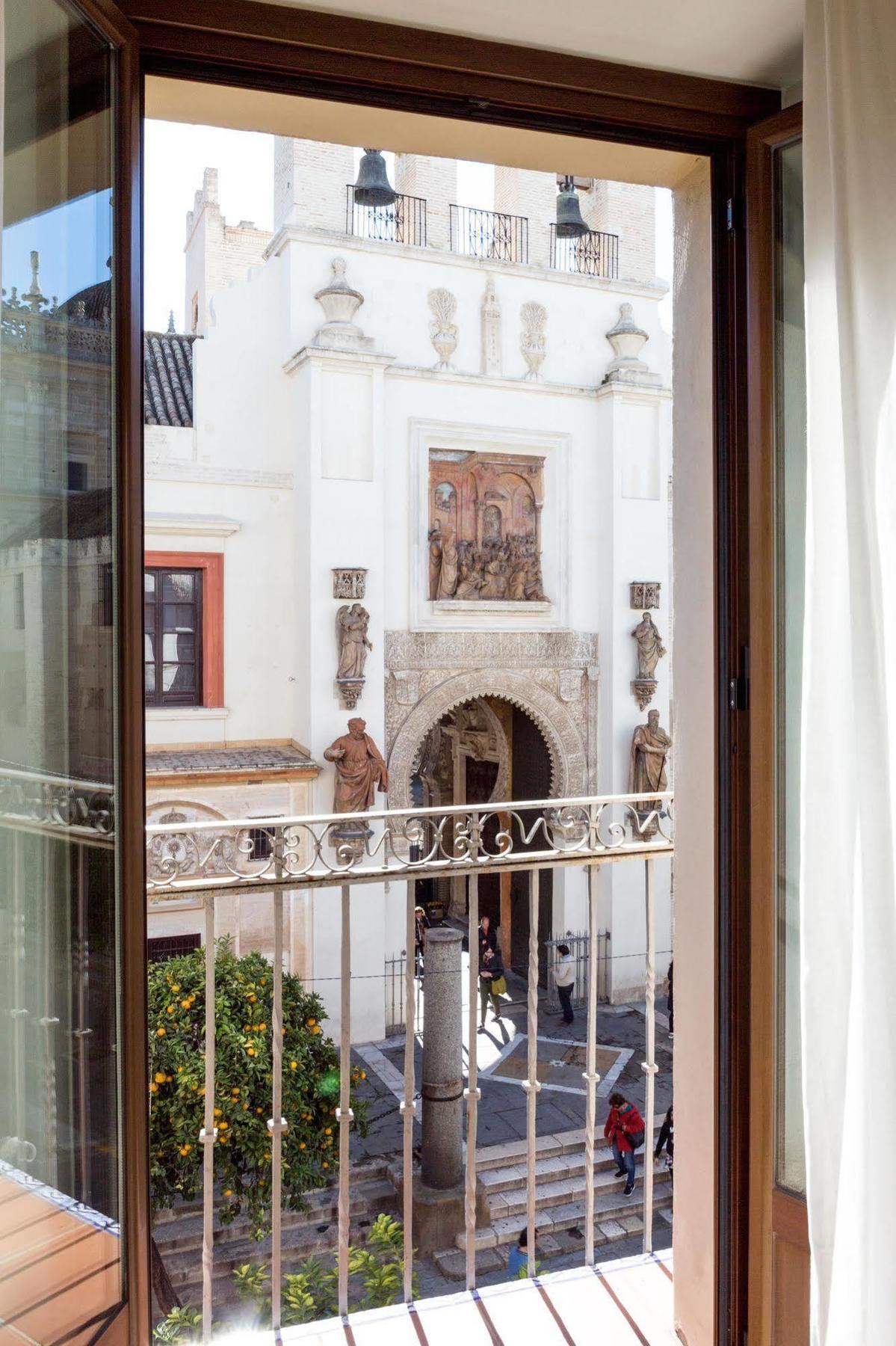 Puerta Catedral Apartments Sevilla Exterior foto